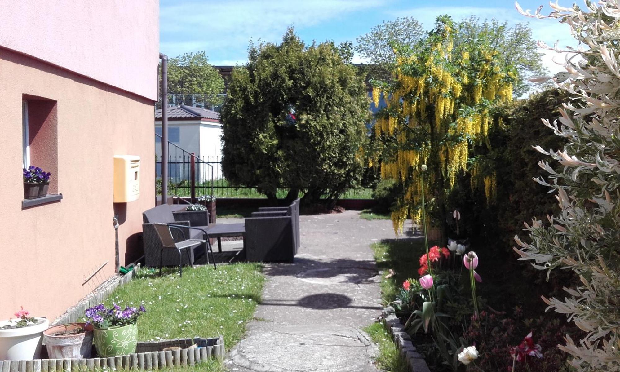 Pokoje Goscinne U Teresy Mrzeżyno Esterno foto