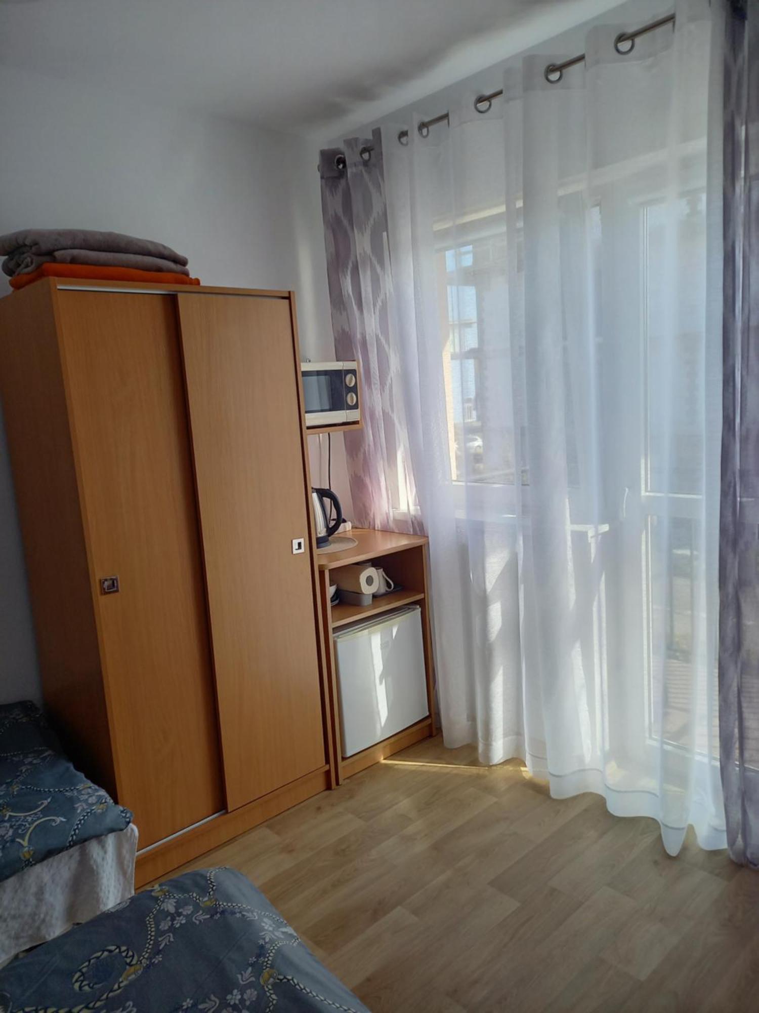 Pokoje Goscinne U Teresy Mrzeżyno Esterno foto