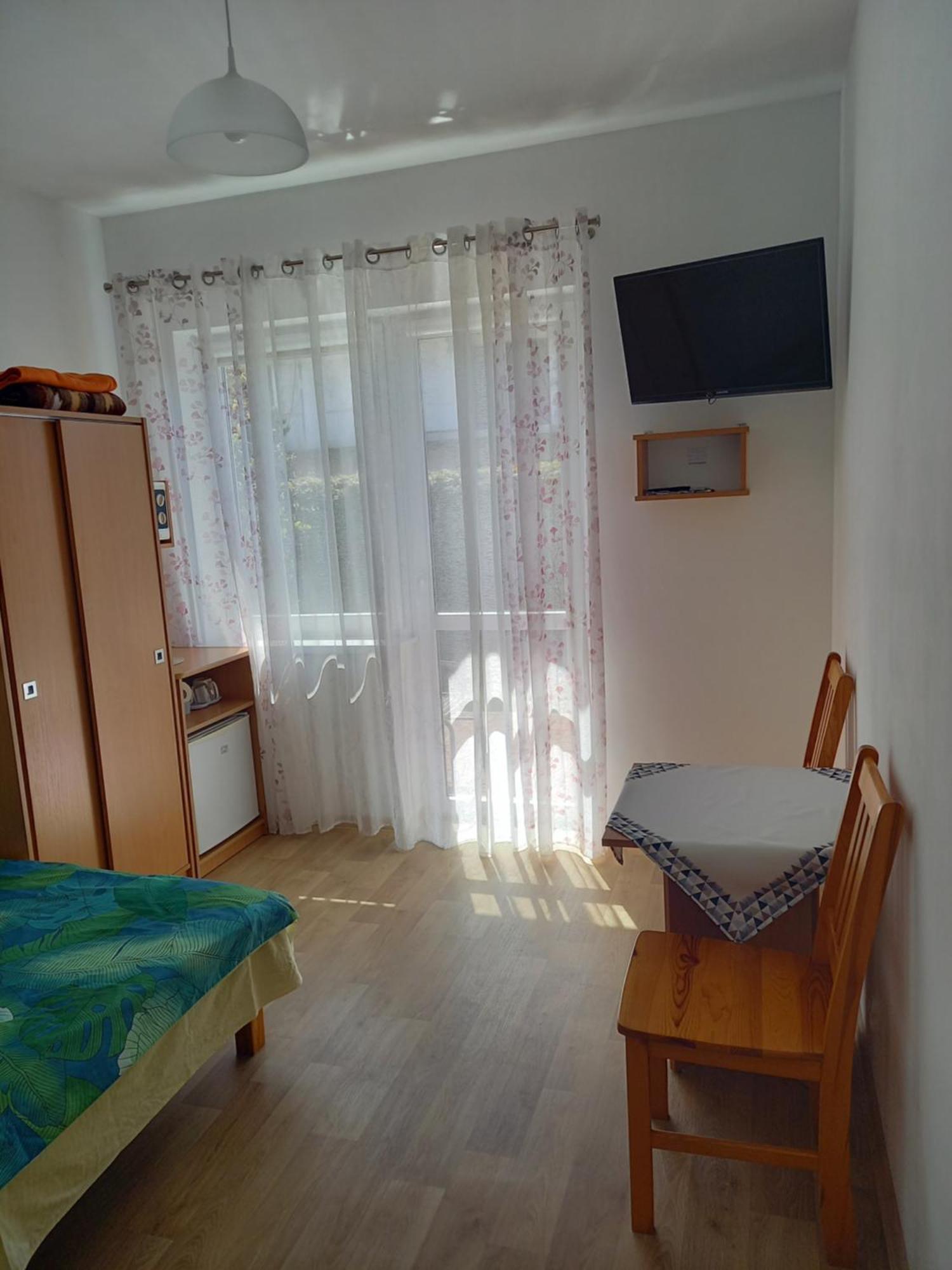 Pokoje Goscinne U Teresy Mrzeżyno Esterno foto