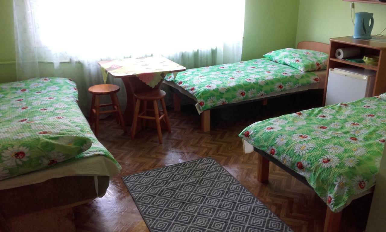 Pokoje Goscinne U Teresy Mrzeżyno Esterno foto